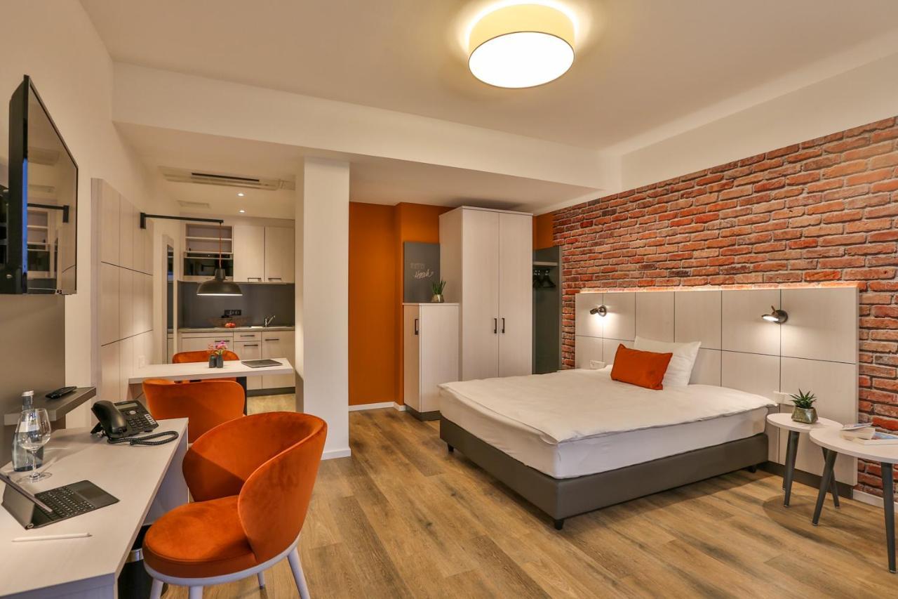 Boardinghouse Hirsch - Apartments In Kork Kehl Экстерьер фото